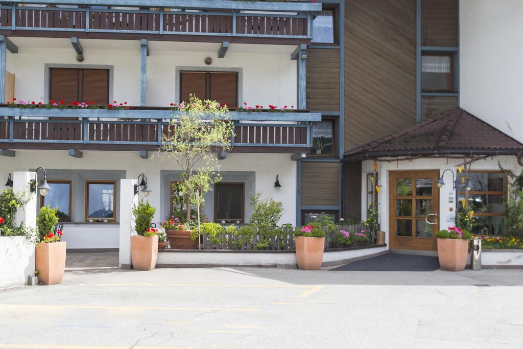 Hotel Muehlenerhof カンポ・トゥーレス エクステリア 写真